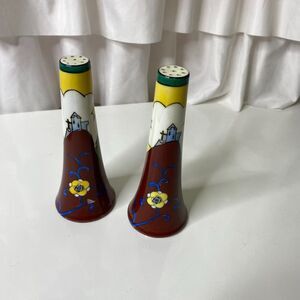 James Studio China Yellow/Brown Printed 2-Set Salt & Pepper‎ Shakers 6" Lot of 2